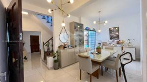 Casa 6 quartos 2 vagas 279m²