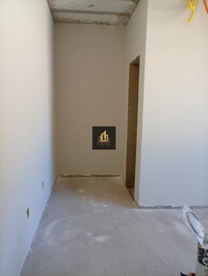 Casa 4 quartos 1 banheiro 220m²