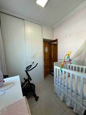 Casa 3 quartos 3 banheiros 

