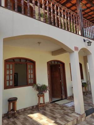 Casa 3 quartos 3 banheiros 200m²