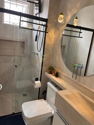 Apartamento 3 quartos 2 banheiros 121m²
