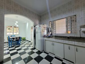 Casa 4 quartos 3 vagas 225m²