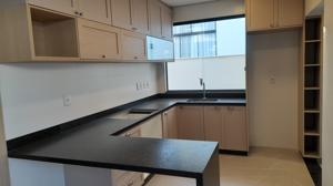 Casa em condomínio 2 quartos 2 vagas 127m²