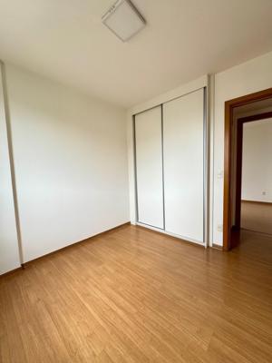 Apartamento 3 quartos 2 banheiros 180m²