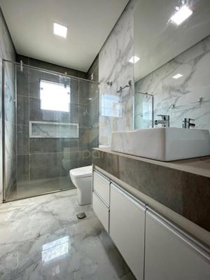 Apartamento 3 quartos 2 banheiros 111m²