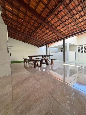 Apartamento 4 quartos 2 banheiros 360m²