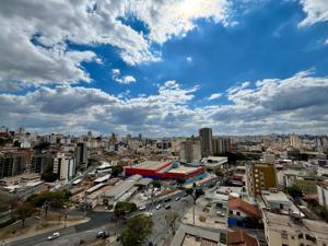 Apartamento 3 quartos 4 banheiros 161m²