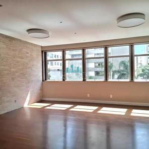 Apartamento 3 quartos 2 banheiros 