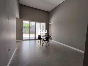 Apartamento 4 quartos 3 banheiros 200m²