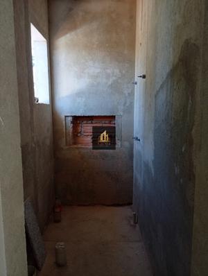 Casa 4 quartos 1 banheiro 220m²