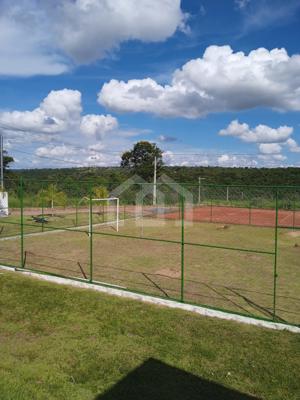 Lote em condomínio 