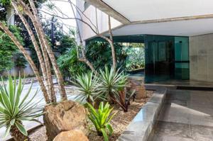 Apartamento 4 quartos 3 banheiros 330m²