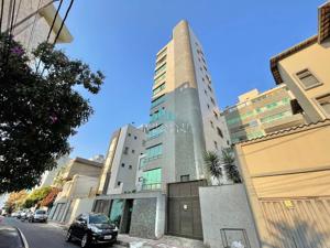 Apartamento 4 quartos 3 banheiros 
