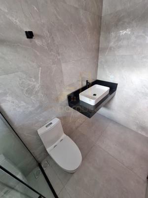 Casa 3 quartos 3 banheiros 160m²
