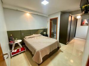 Apartamento 3 quartos 2 banheiros 168m²
