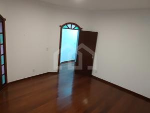 Casa 4 quartos 4 vagas 230m²
