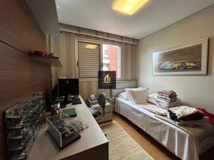 Apartamento 4 quartos  banheiros 200m²
