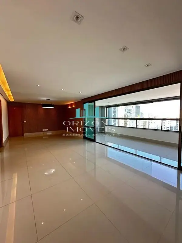 Apartamento 4 quartos 5 banheiros 