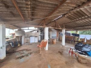 Casa Comercial 12 quartos 3 vagas 