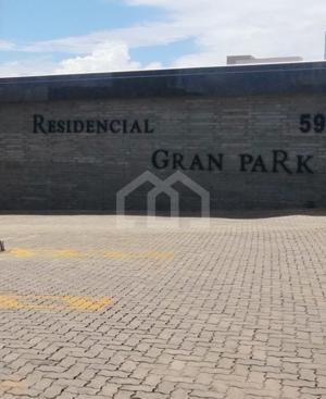 Casa em condomínio 3 quartos 4 vagas 193m²
