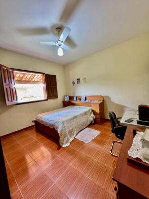 Apartamento 4 quartos 2 banheiros 239m²