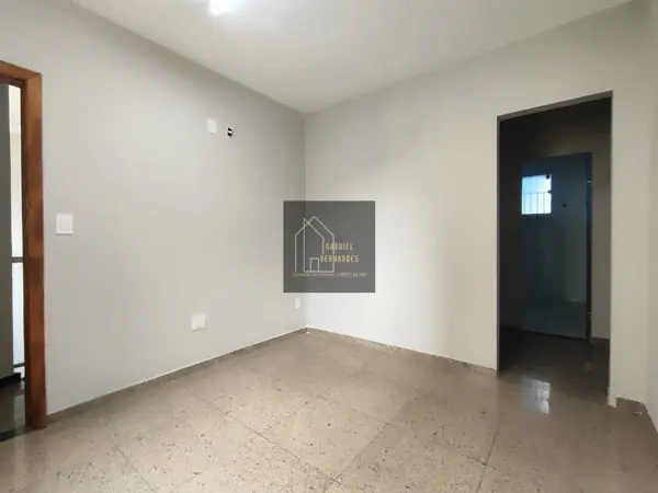 Apartamento 3 quartos 2 banheiros 234m²