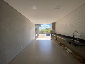 Casa em condomínio 4 quartos 4 vagas 256m²