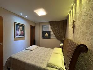 Apartamento 4 quartos  banheiros 200m²

