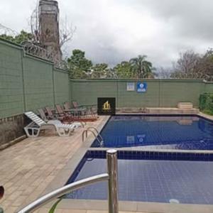 Casa 3 quartos 2 banheiros 360m²