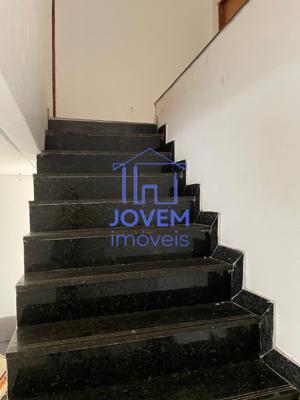 Casa 3 quartos  banheiros 180m²