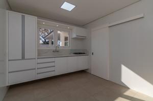 Apartamento 3 quartos 2 banheiros 246m²