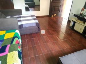 Casa 4 quartos 4 banheiros 280m²