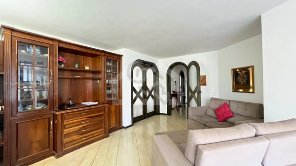 Cobertura 6 quartos 3 vagas 365m²