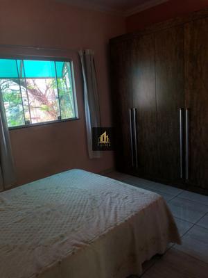 Casa 3 quartos 1 banheiro 250m²