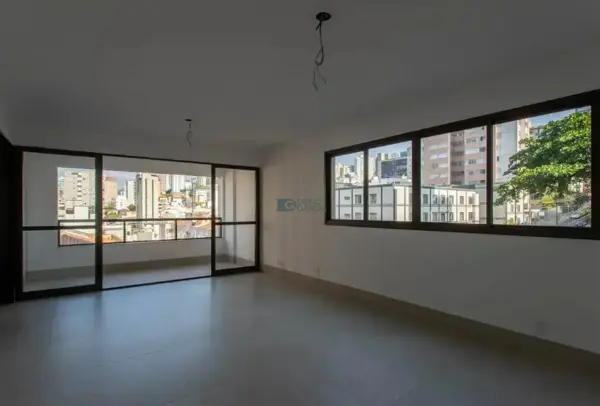 Apartamento 3 quartos 4 banheiros 145m²