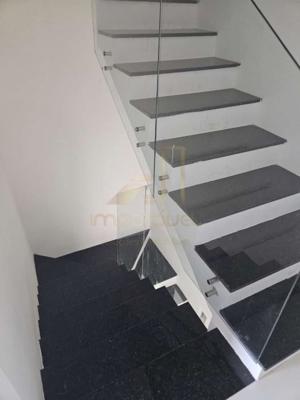 Casa 3 quartos 3 banheiros 150m²
