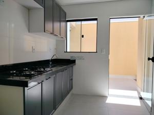 Apartamento 3 quartos 3 banheiros 145m²