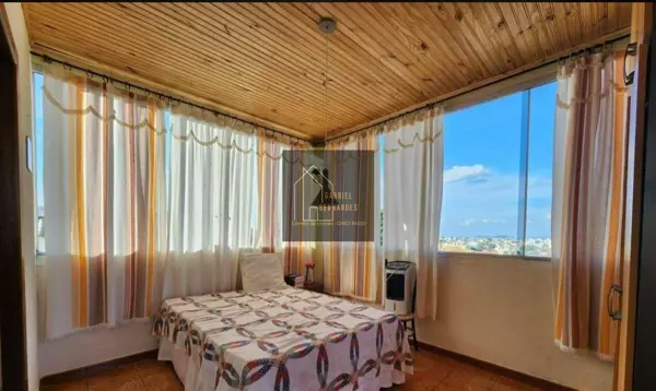Apartamento 4 quartos 2 banheiros 234m²