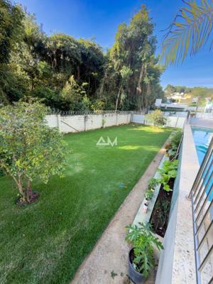 Apartamento 3 quartos 2 banheiros 1365m²