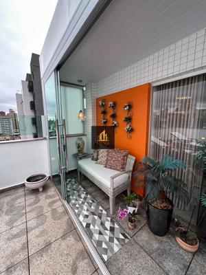 Apartamento 4 quartos  banheiros 200m²
