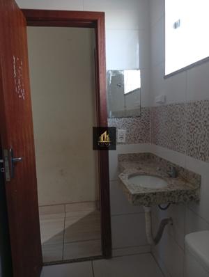 Casa 2 quartos 2 banheiros 65m²