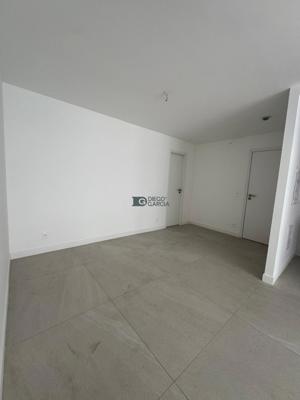 Apartamento 3 quartos 2 banheiros 104m²