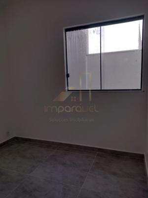 Casa 3 quartos 2 banheiros 30m²
