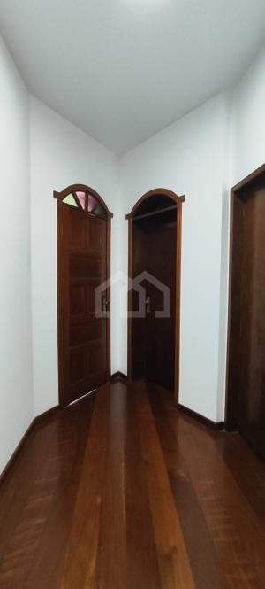 Casa 4 quartos 4 vagas 230m²
