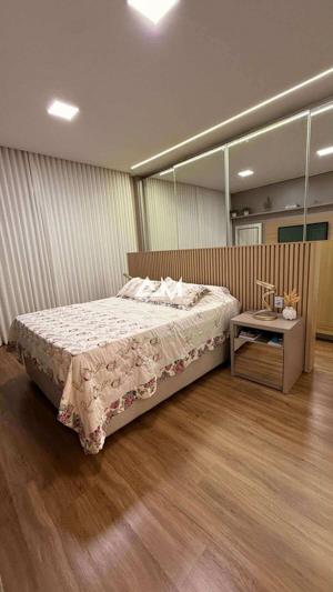 Apartamento 3 quartos 3 banheiros 297m²