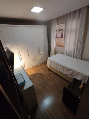 Apartamento 3 quartos 2 banheiros 185m²

