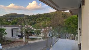Casa 3 quartos 3 banheiros 305m²
