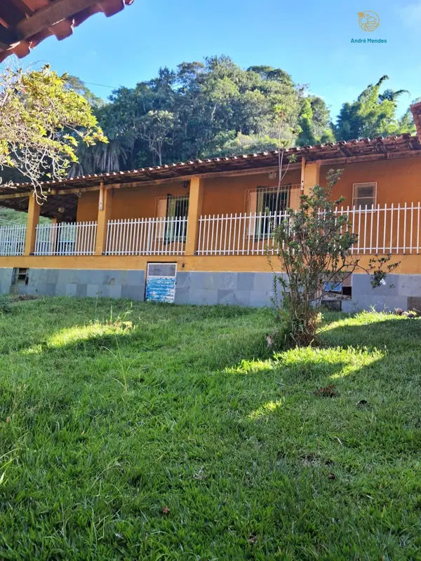 Sítio 4 quartos 2 banheiros 22ha
