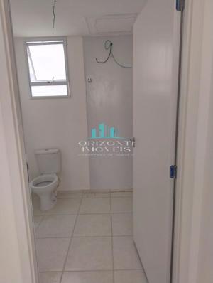 Apartamento 2 quartos 1 banheiro 