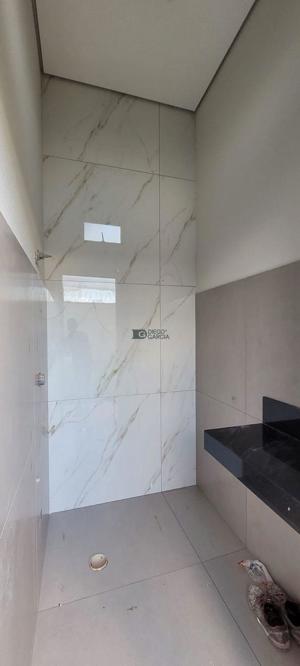 Apartamento 3 quartos 2 banheiros 175m²